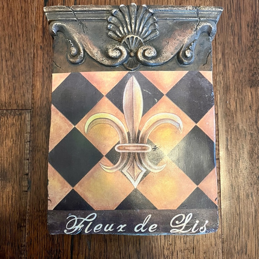 Fleur de Lis Wall Plaque
